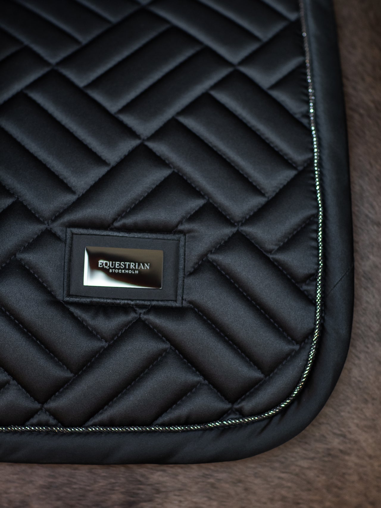 Modern Black - Jump Saddle Pad